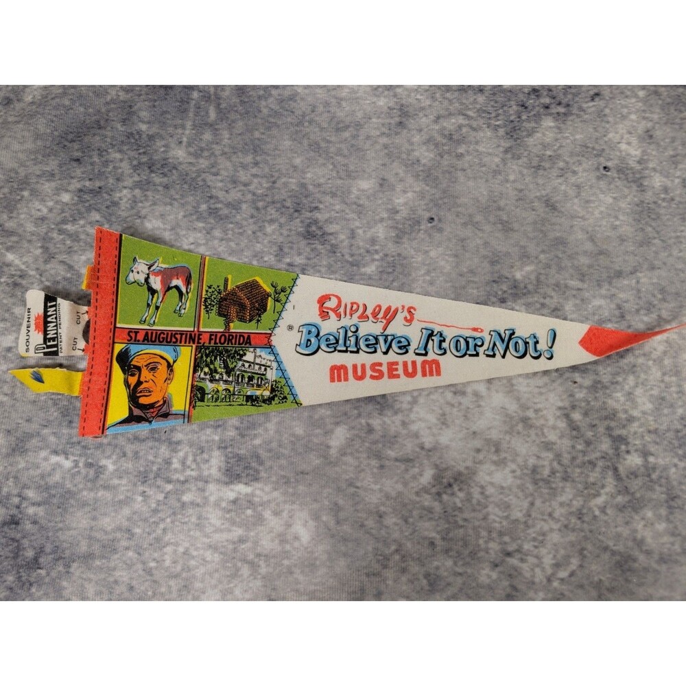 Ripleys Believe it or not Museum, St. Augustine Florida, vintage Felt Pennant
